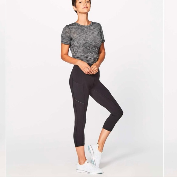 Lululemon Speed Up Crop yoga running - Picture 1 of 13